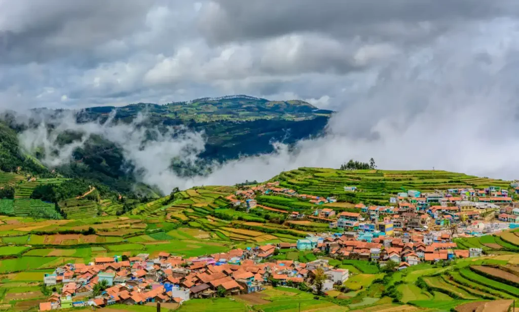 Ooty and Kodaikanal Tour - Coakers Walk Kodaikanal valley view promenade