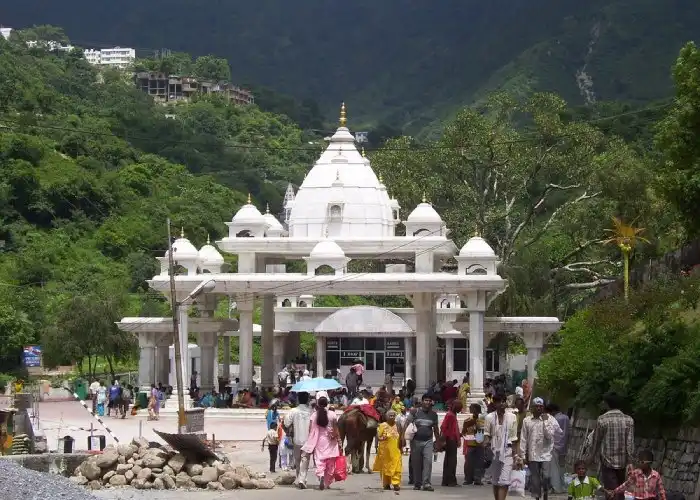 Vaishno-Devi-Temple-katra
